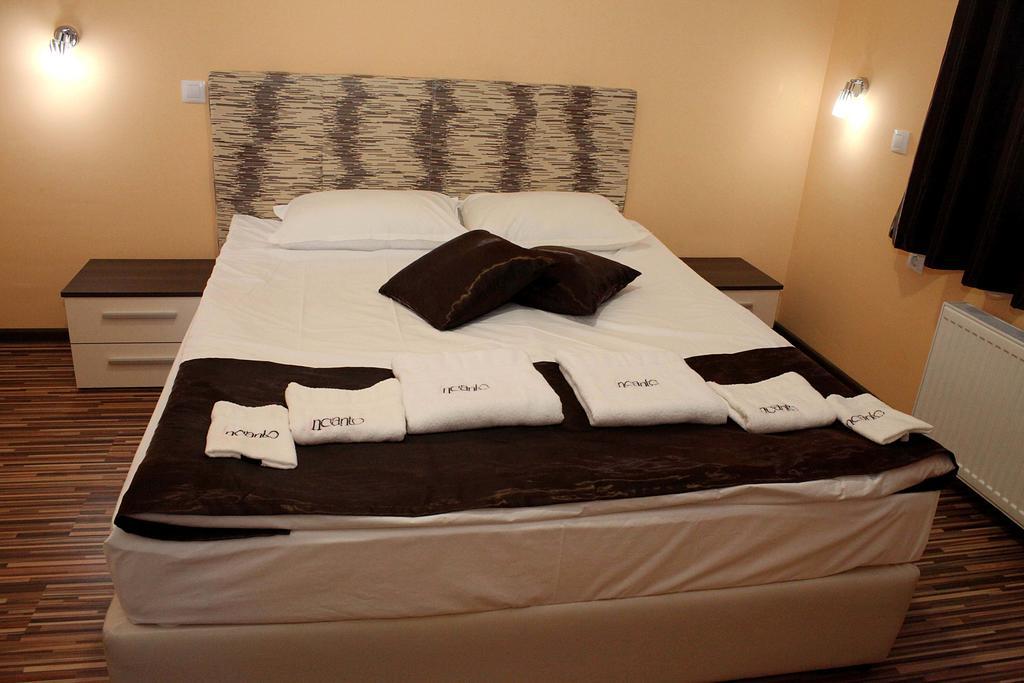 Incanto Family Hotel Sevlievo Phòng bức ảnh