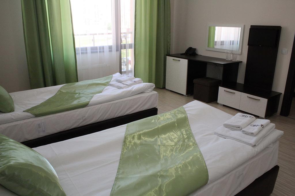 Incanto Family Hotel Sevlievo Ngoại thất bức ảnh
